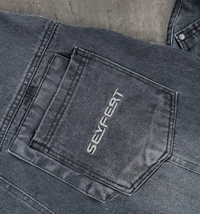 Embroidery sample
